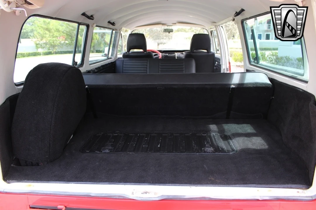 1977 Volkswagen Bay-Window Bus - Image 18 of 21