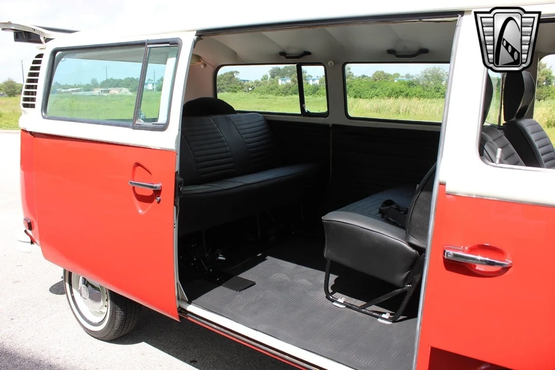 1977 Volkswagen Bay-Window Bus - Image 14 of 21