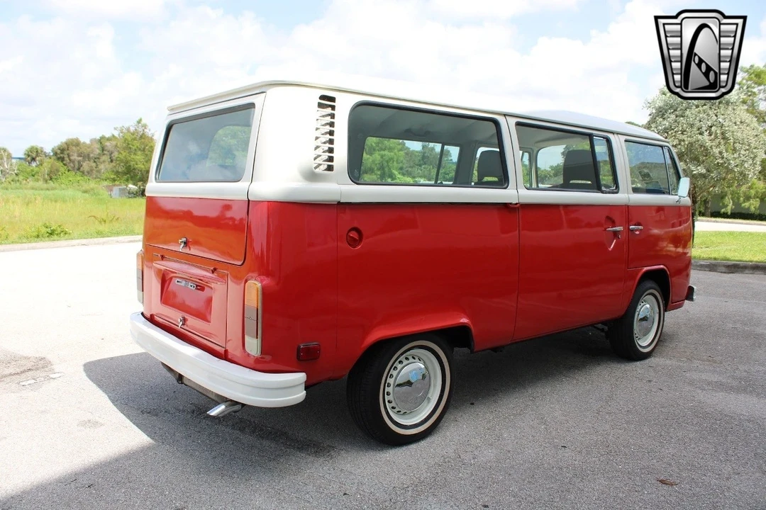 1977 Volkswagen Bay-Window Bus - Image 8 of 21