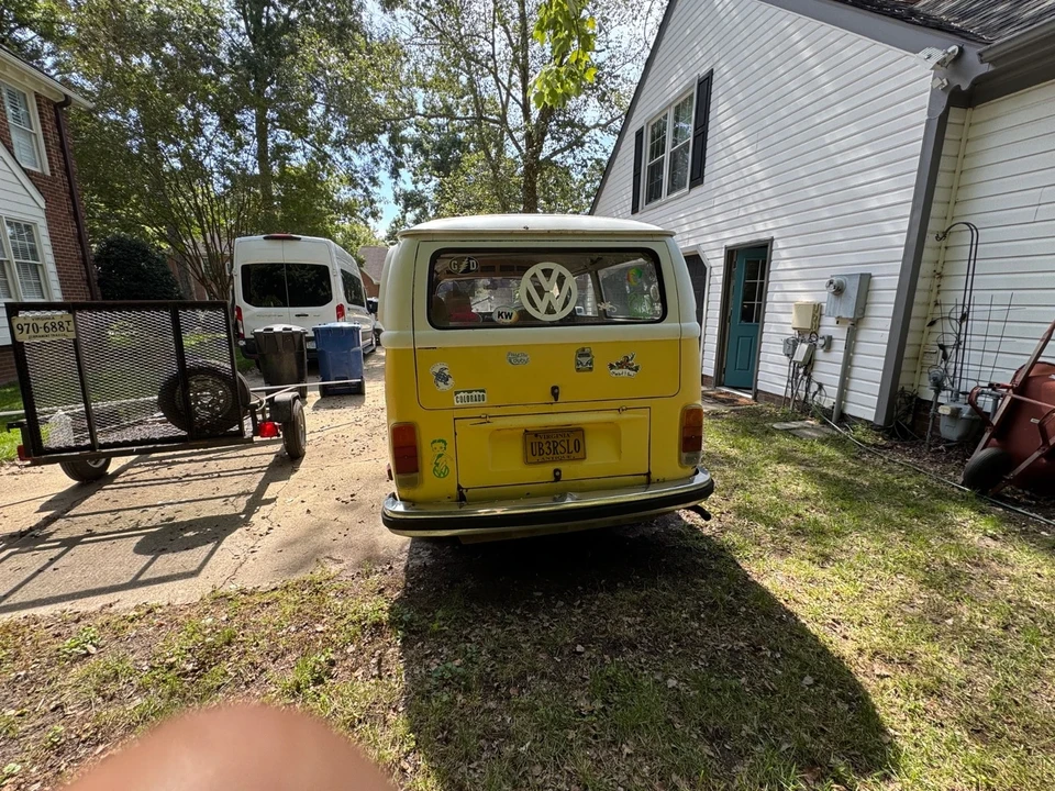 1977 Volkswagen Bay-Window Bus - Image 3 of 9