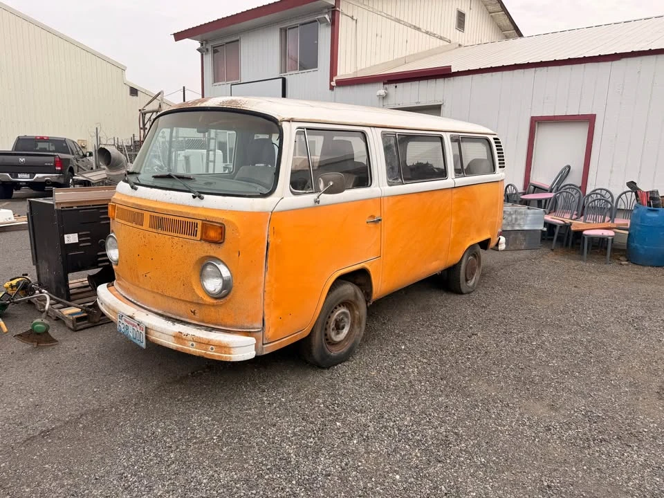 1977 Volkswagen Bay-Window Bus - Image 3 of 13