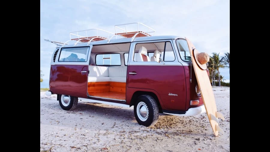 1977 Volkswagen Bay-Window Bus - Image 7 of 12