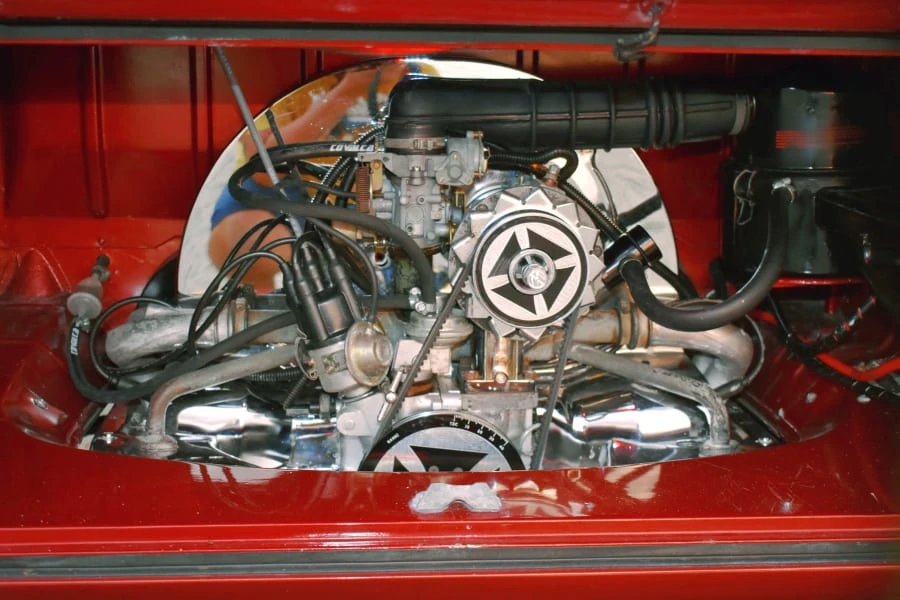 1977 Volkswagen Bay-Window Bus - Image 4 of 12