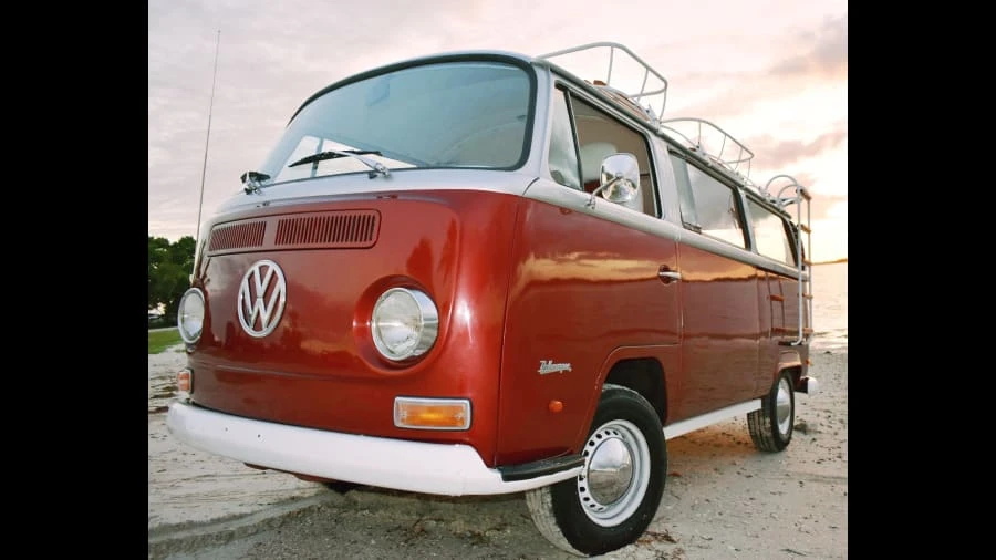 1977 Volkswagen Bay-Window Bus - Image 8 of 12