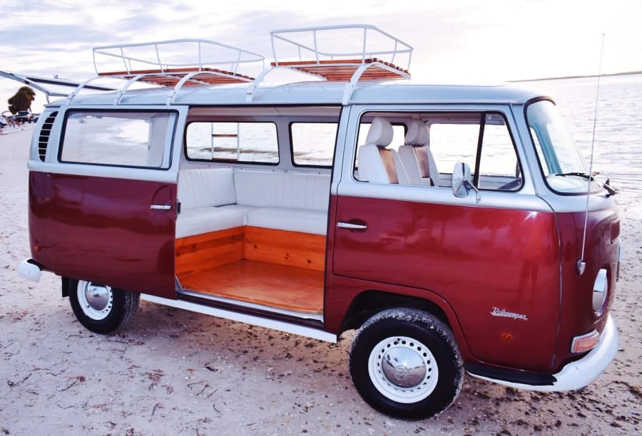 1977 Volkswagen Bay-Window Bus - Image 10 of 12