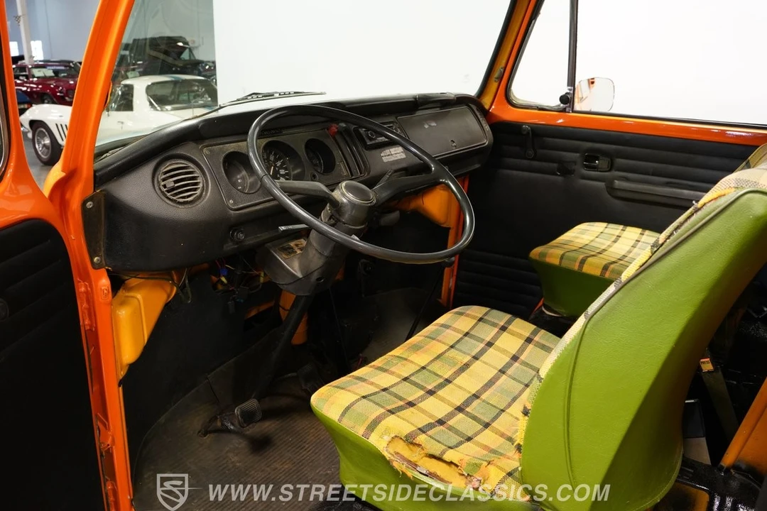 1977 Volkswagen Bay-Window Camper - Image 4 of 12
