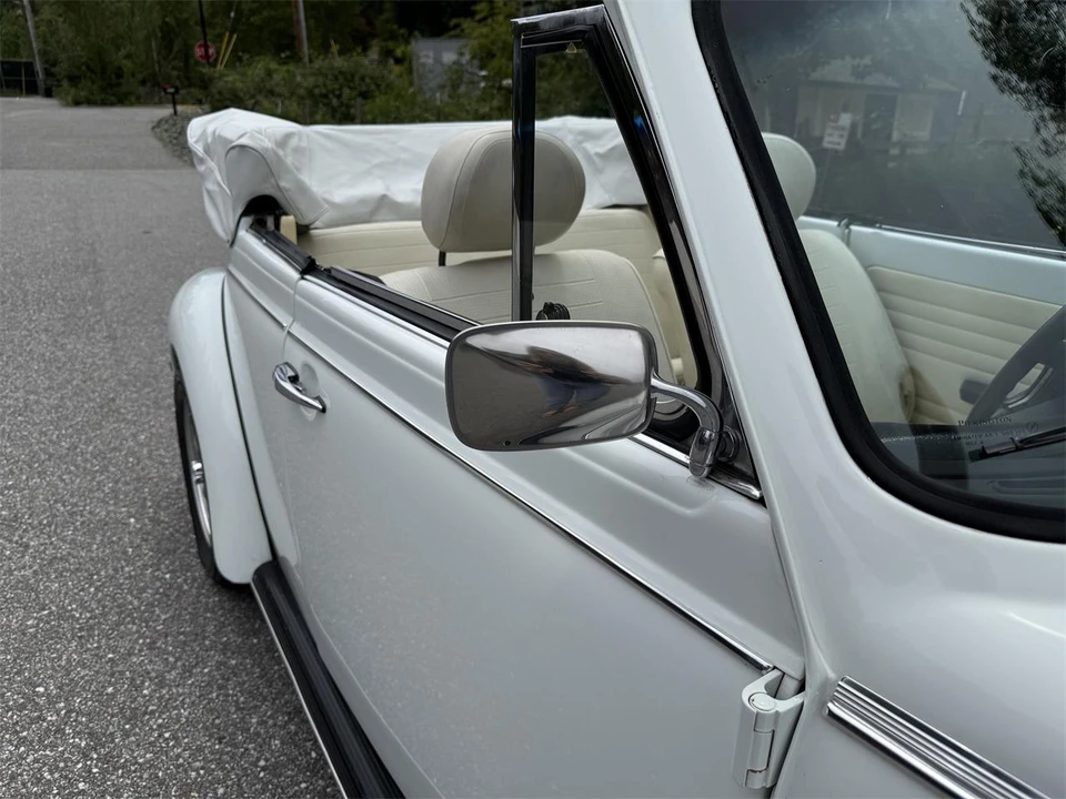 1977 Volkswagen Super Beetle - Image 14 of 31