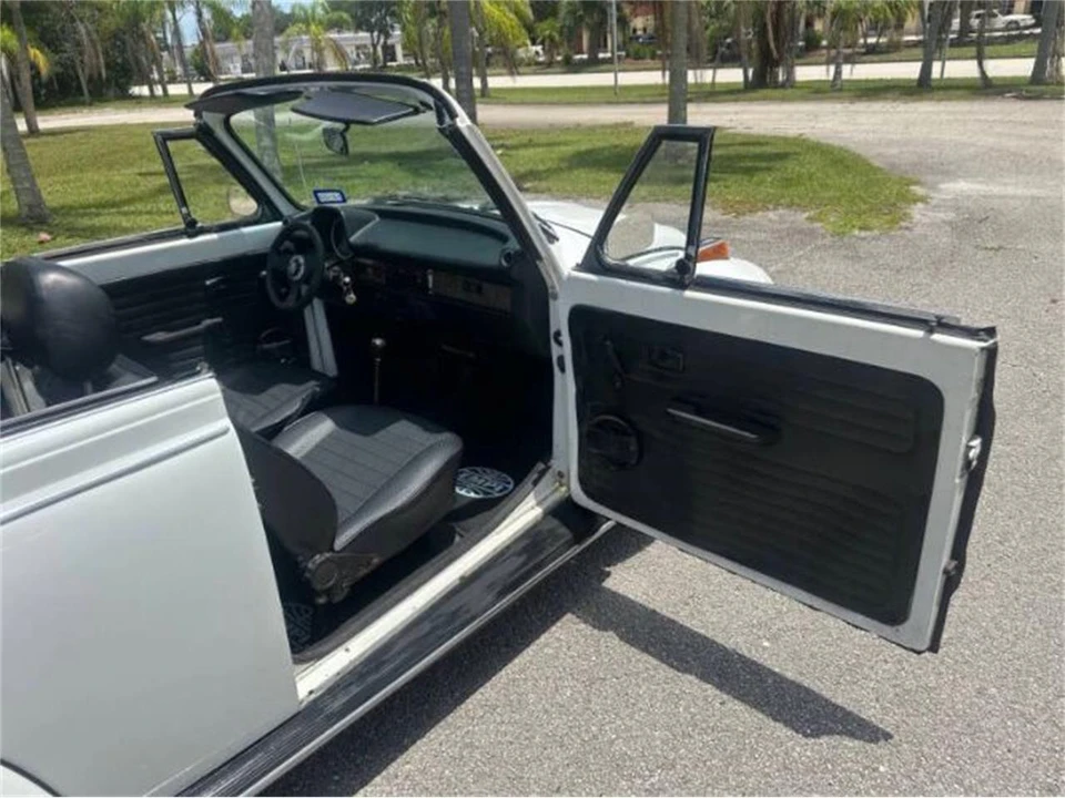 1977 Volkswagen Super Beetle - Image 3 of 29