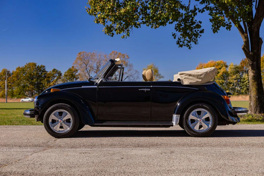 1977 Volkswagen Super Beetle - Image 16 of 31