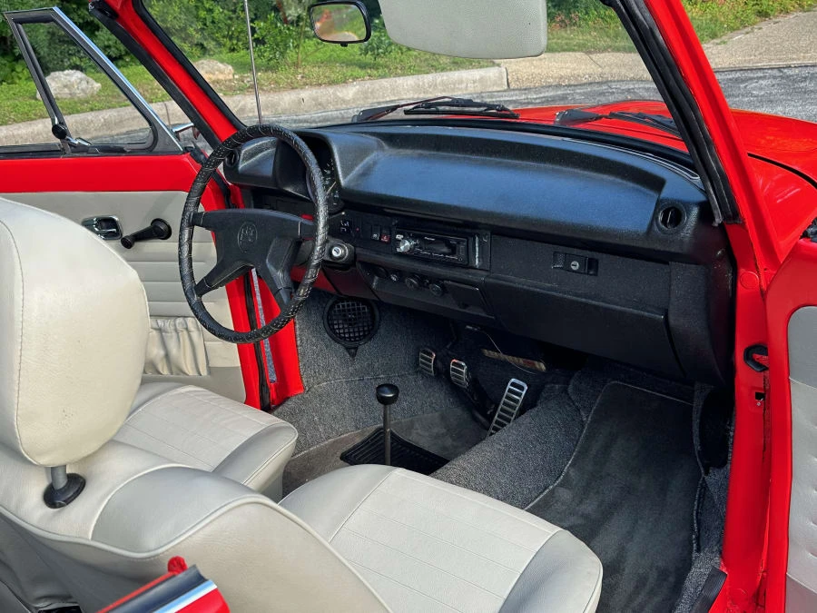 1977 Volkswagen Super Beetle - Image 22 of 31