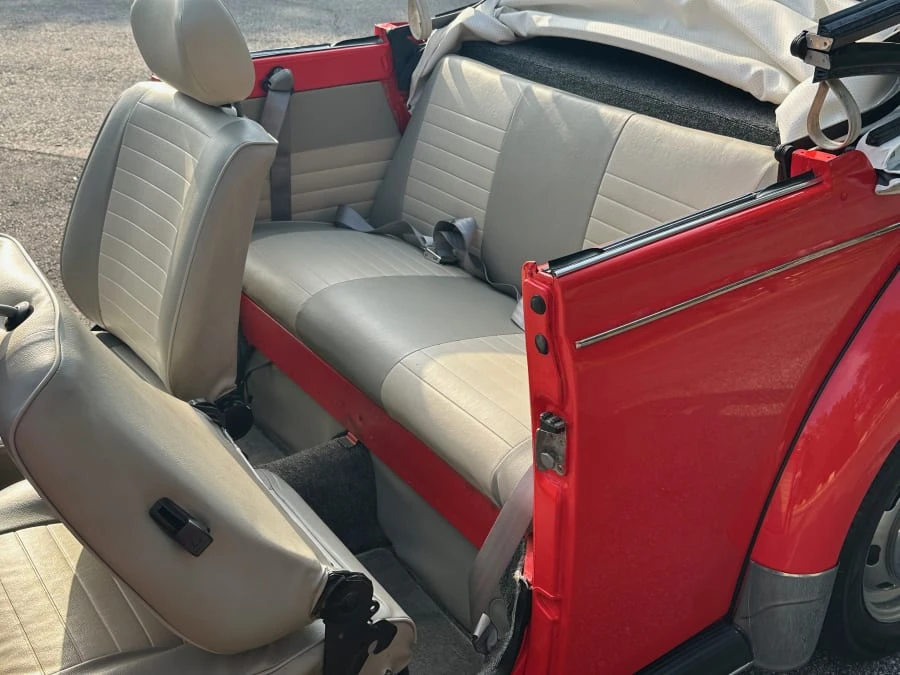 1977 Volkswagen Super Beetle - Image 14 of 31