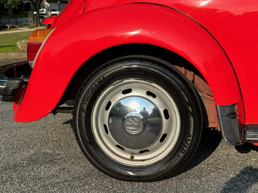 1977 Volkswagen Super Beetle - Image 10 of 31