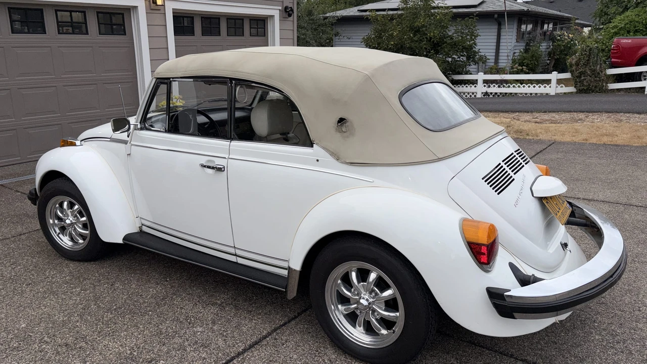 1977 Volkswagen Super Beetle - Image 3 of 31