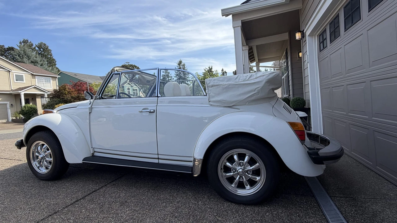 1977 Volkswagen Super Beetle - Image 12 of 31