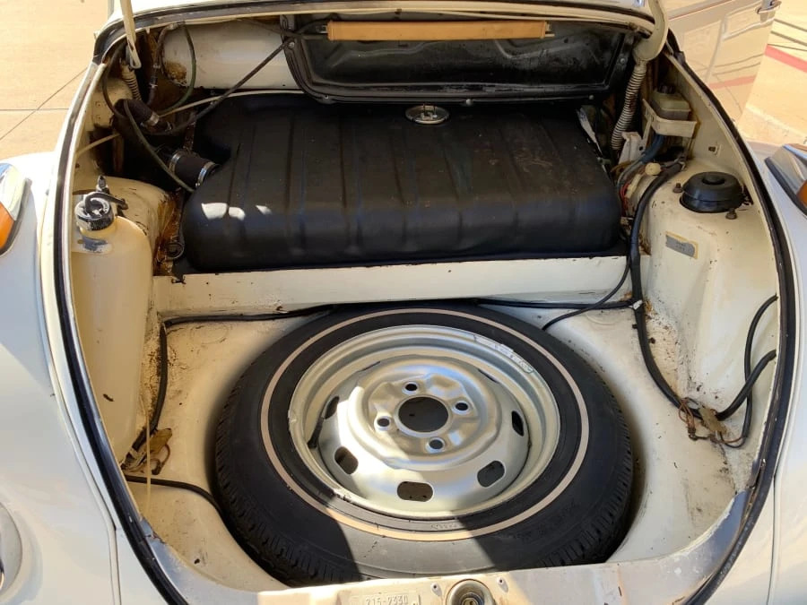 1977 Volkswagen Super Beetle - Image 6 of 13
