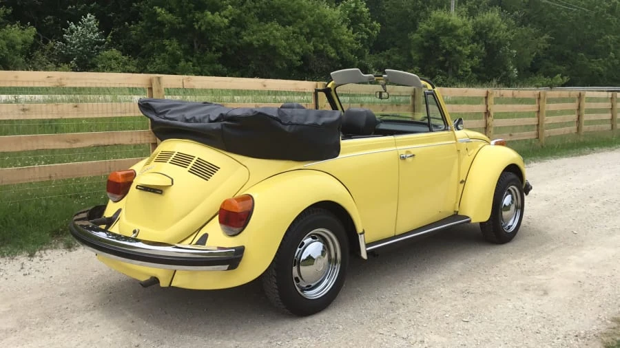1977 Volkswagen Super Beetle - Image 10 of 28