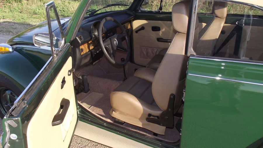 1977 Volkswagen Super Beetle - Image 4 of 9