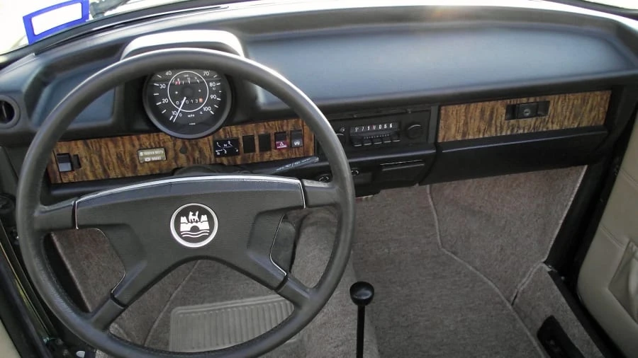 1977 Volkswagen Super Beetle - Image 6 of 9