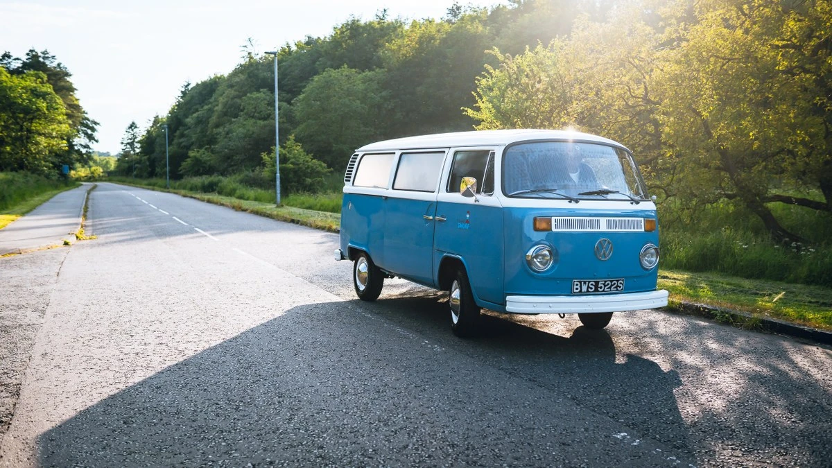 1977 Volkswagen Bay-Window Camper - Image 11 of 30