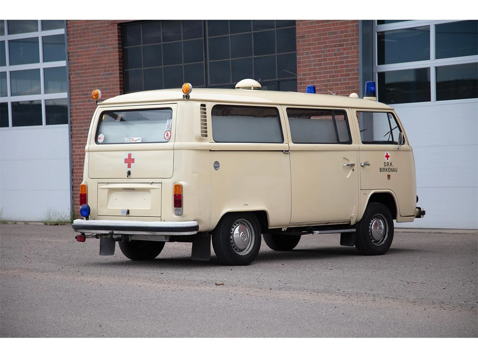 1977 Volkswagen Bay-Window Bus - Image 6 of 31