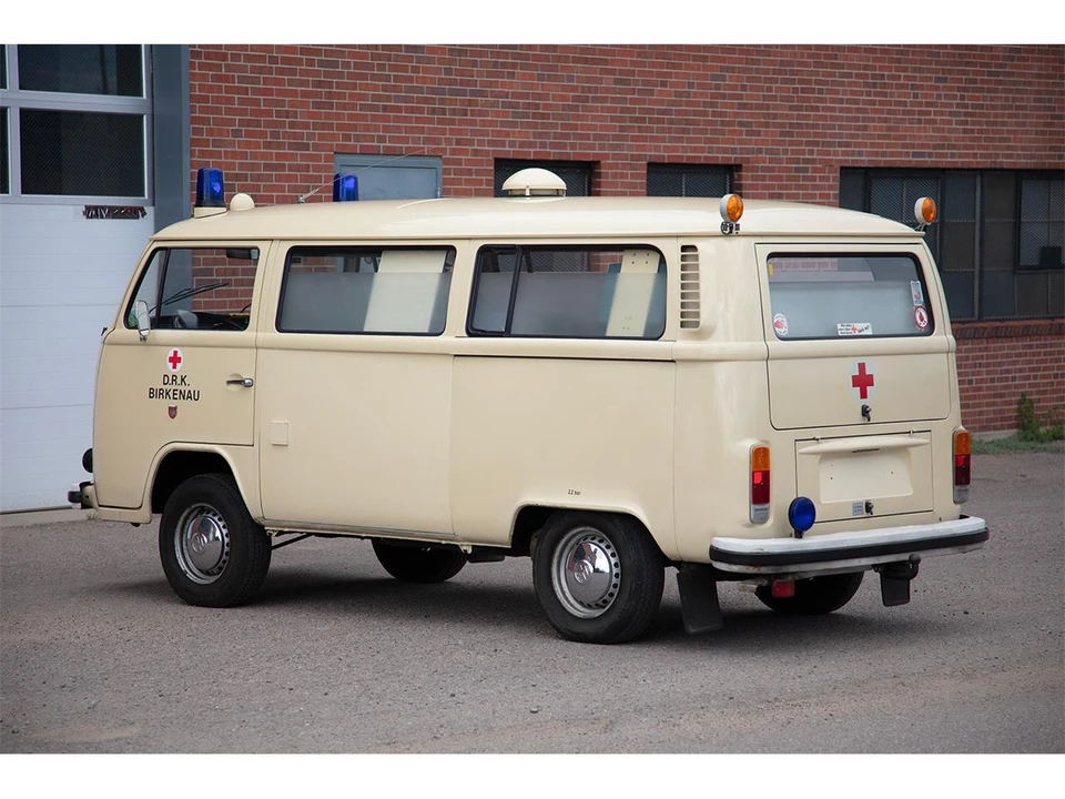 1977 Volkswagen Bay-Window Bus - Image 4 of 31