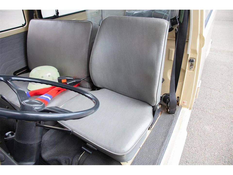 1977 Volkswagen Bay-Window Bus - Image 14 of 31