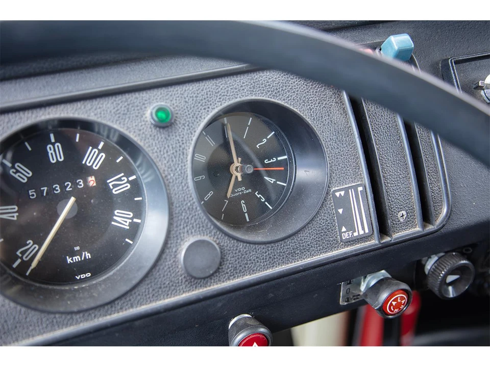 1977 Volkswagen Bay-Window Bus - Image 19 of 31