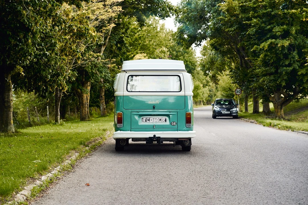1977 Volkswagen Bay-Window Camper - Image 10 of 30