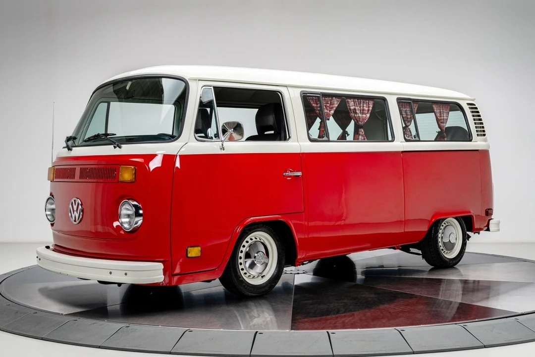 1977 Volkswagen Bay-Window Bus - Image 8 of 31