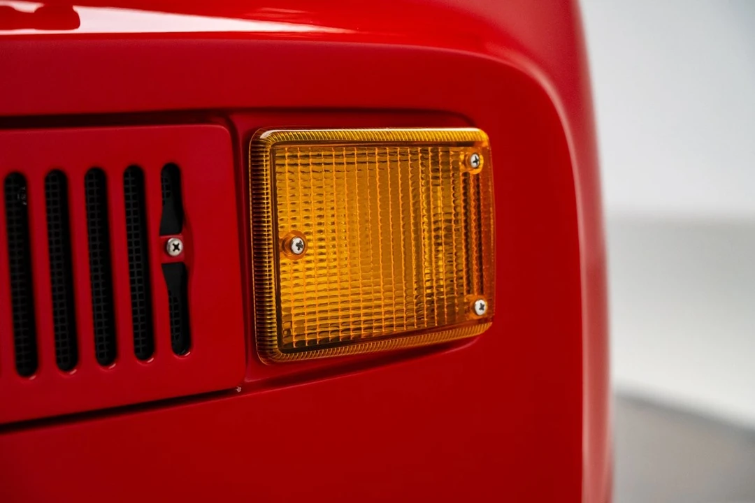 1977 Volkswagen Bay-Window Bus - Image 18 of 31