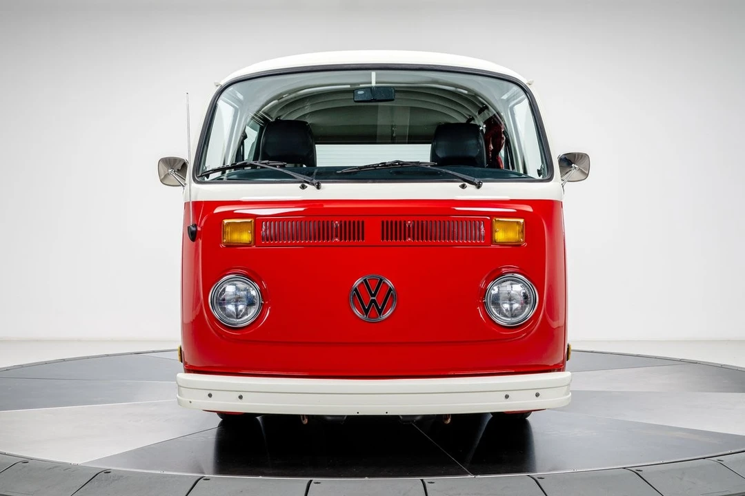1977 Volkswagen Bay-Window Bus - Image 9 of 31