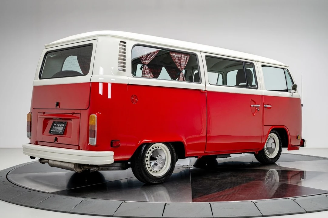 1977 Volkswagen Bay-Window Bus - Image 21 of 31