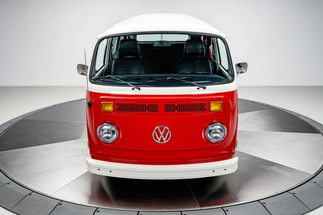 1977 Volkswagen Bay-Window Bus - Image 10 of 31