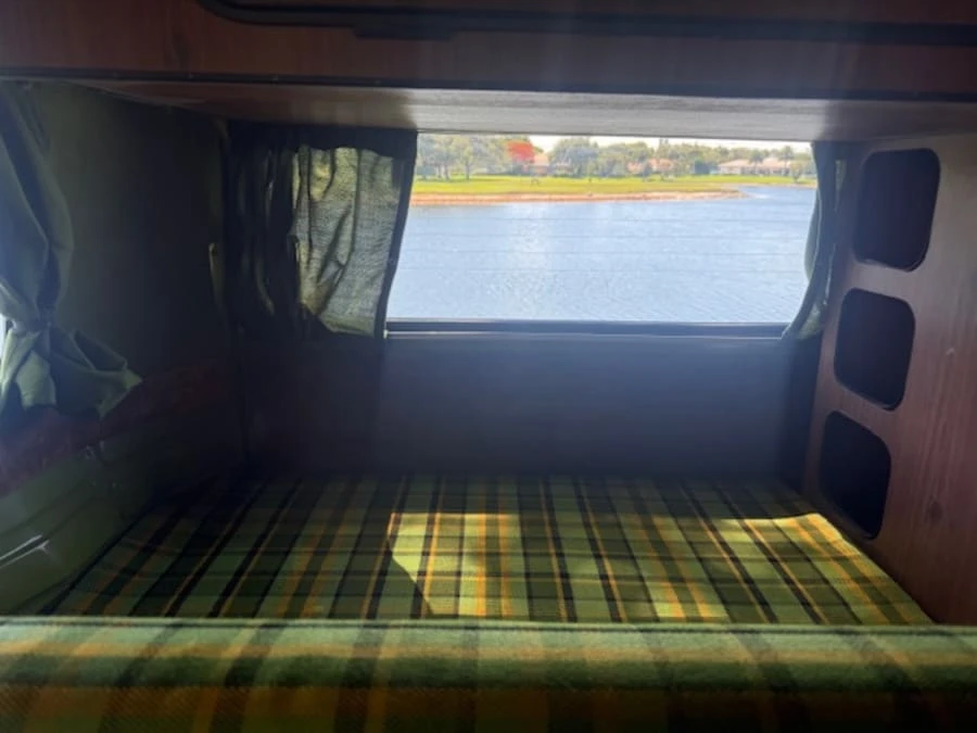 1977 Volkswagen Bay-Window Camper - Image 21 of 31