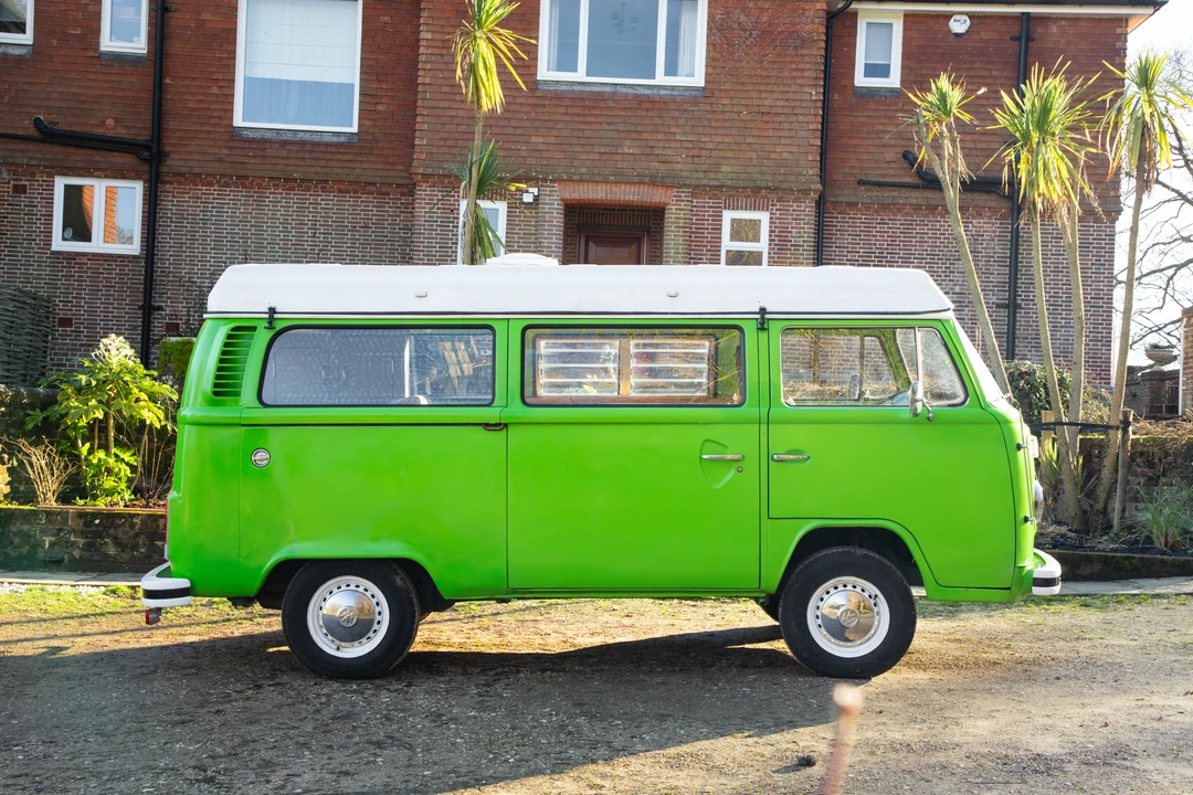1977 Volkswagen Bay-Window Camper - Image 4 of 31
