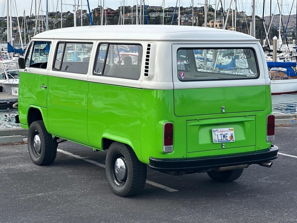 1977 Volkswagen Bay-Window Bus - Image 19 of 31