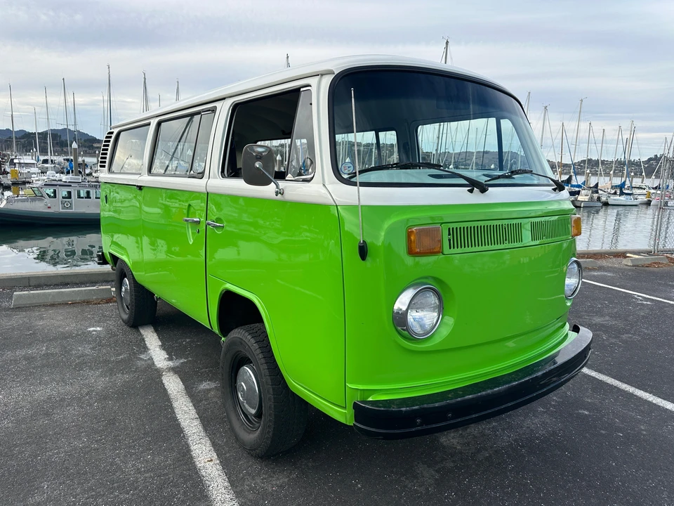 1977 Volkswagen Bay-Window Bus - Image 31 of 31