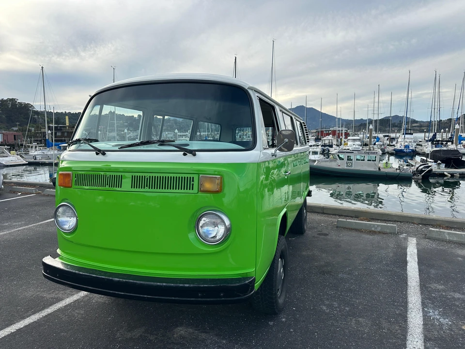 1977 Volkswagen Bay-Window Bus - Image 10 of 31