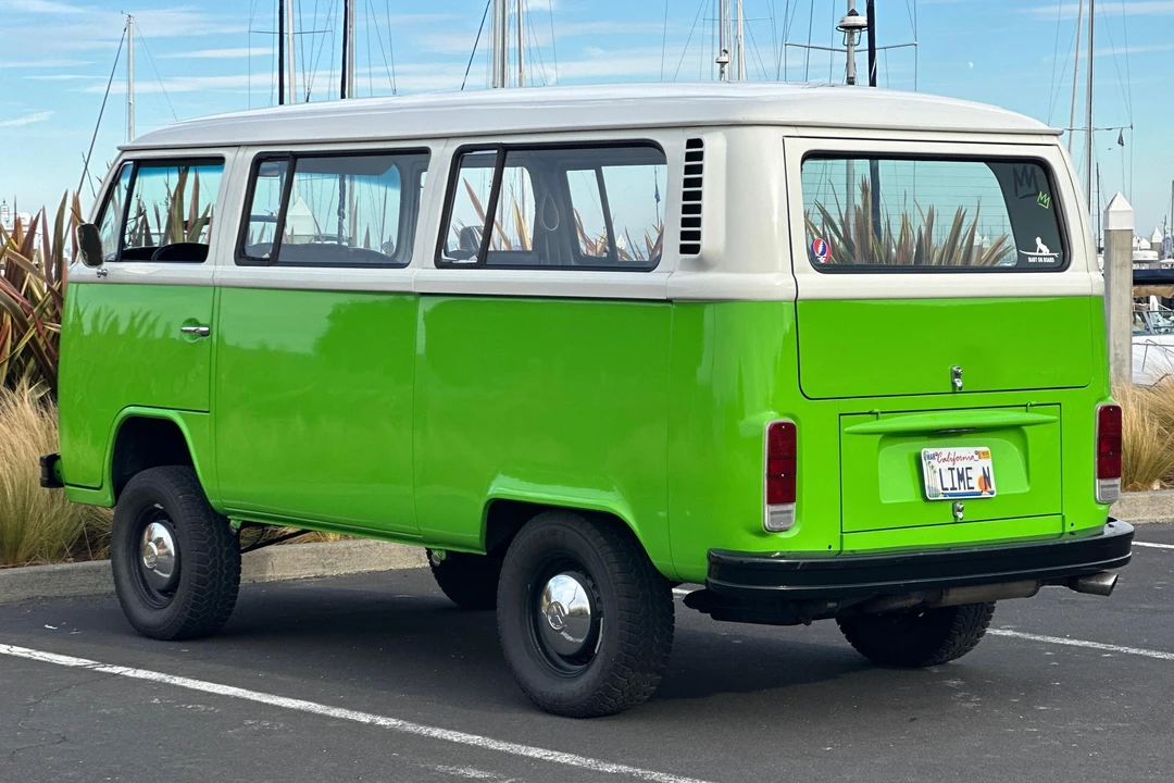 1977 Volkswagen Bay-Window Bus - Image 4 of 31