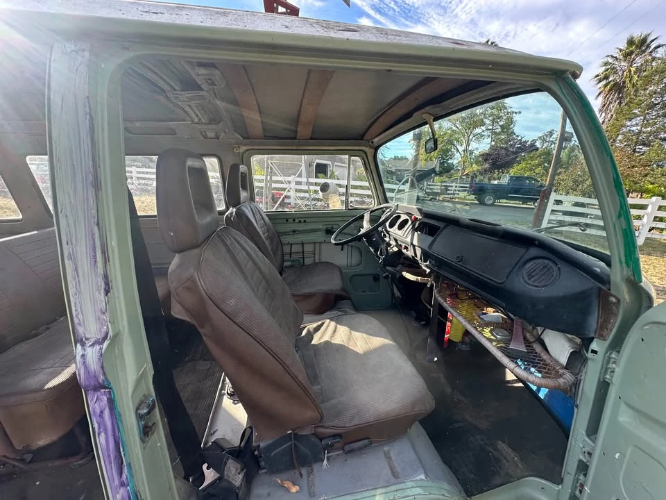 1977 Volkswagen Bay-Window Bus - Image 10 of 10