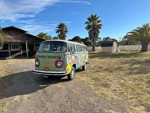 1977 Volkswagen Bus Bay Window