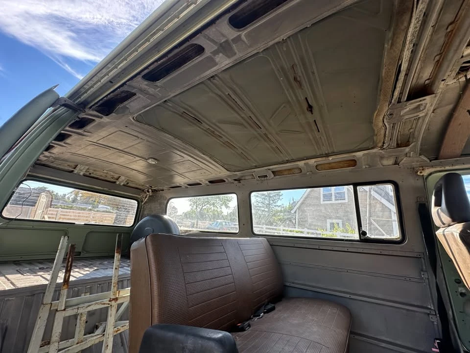 1977 Volkswagen Bay-Window Bus - Image 9 of 10
