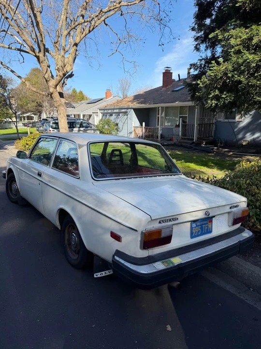 1977 Volvo 244 - Image 2 of 7