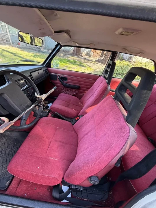 1977 Volvo 244 - Image 7 of 7