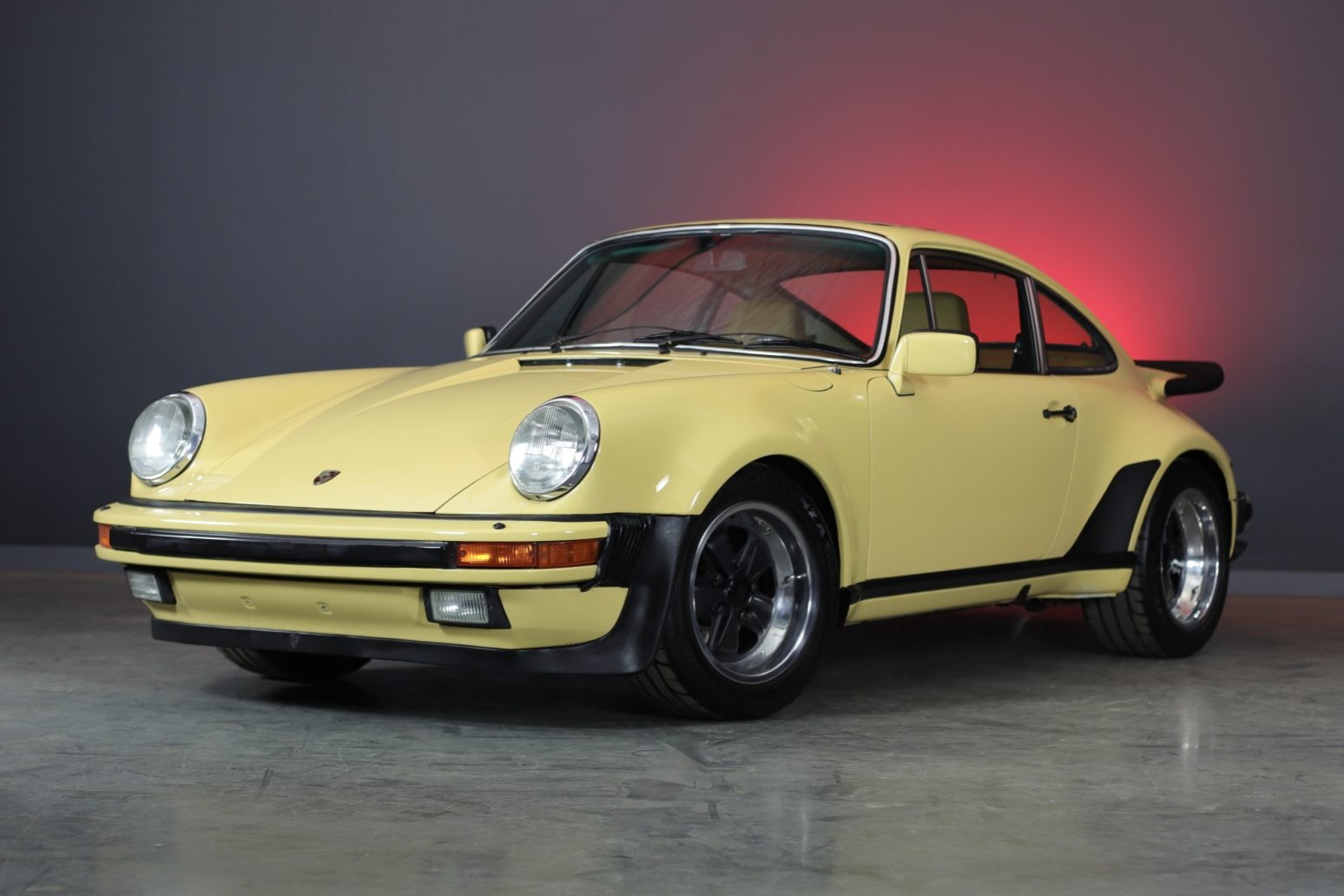 Modified 1977 Porsche 911