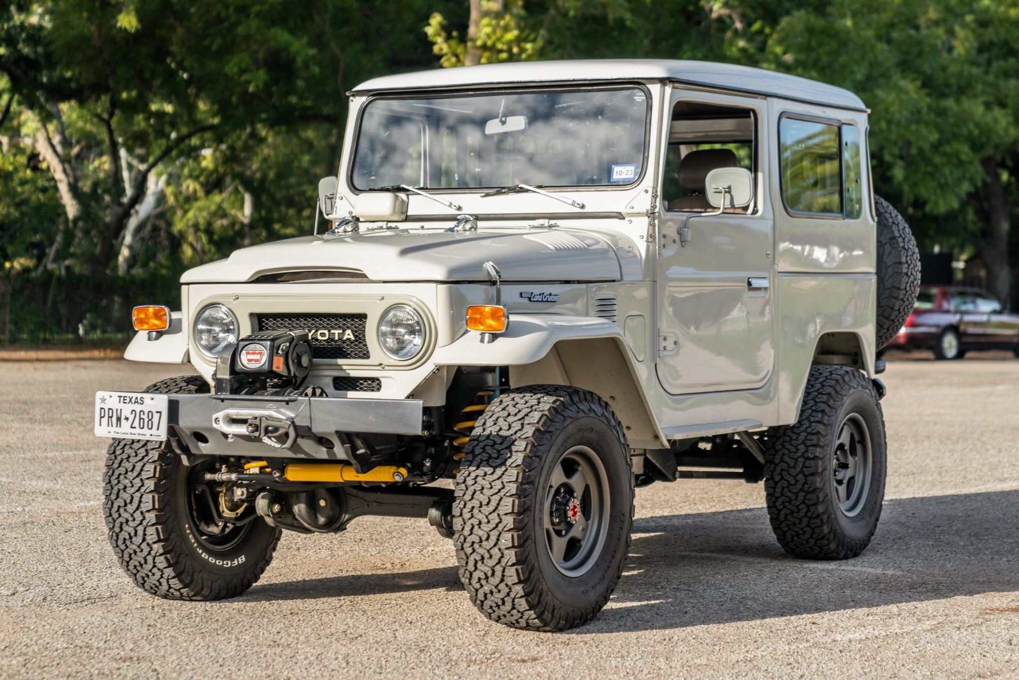 1FZ-Powered 1977 Toyota Land Cruiser FJ40 5-Speed