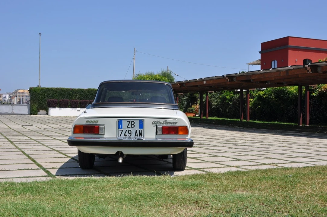 1970 Alfa Romeo Series 2 - Image 14 of 30