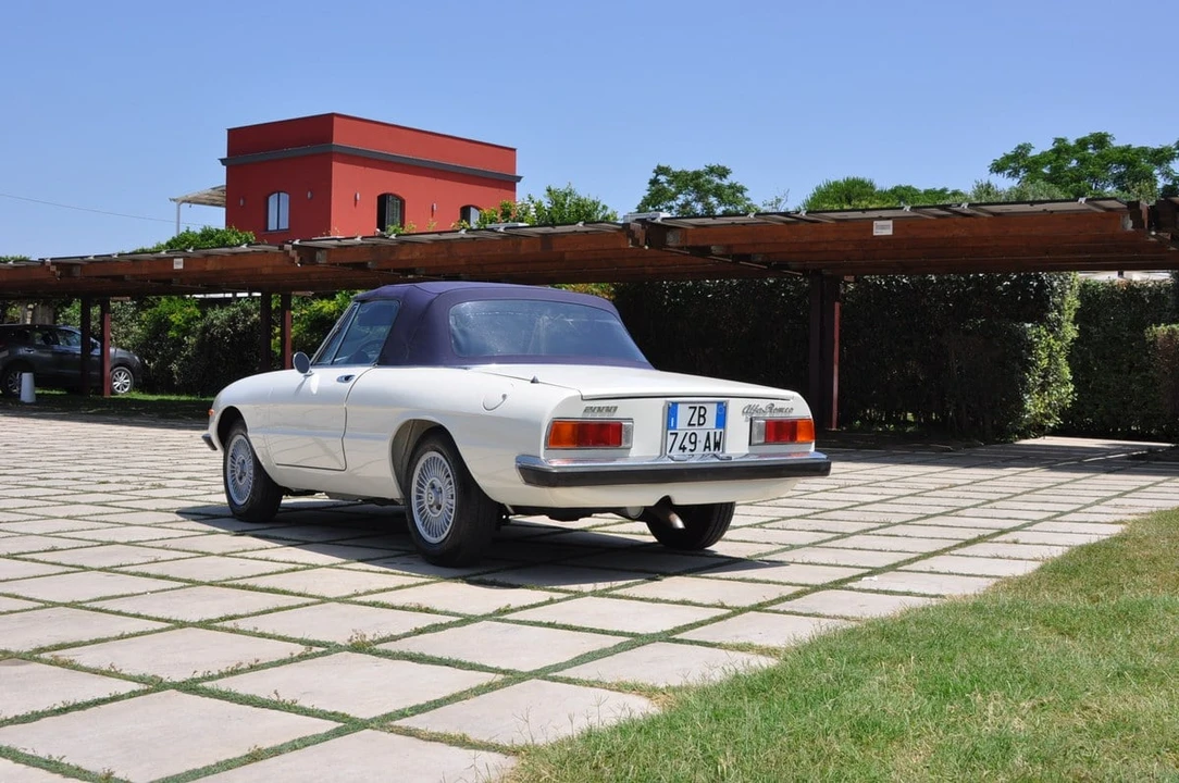 1970 Alfa Romeo Series 2 - Image 23 of 30