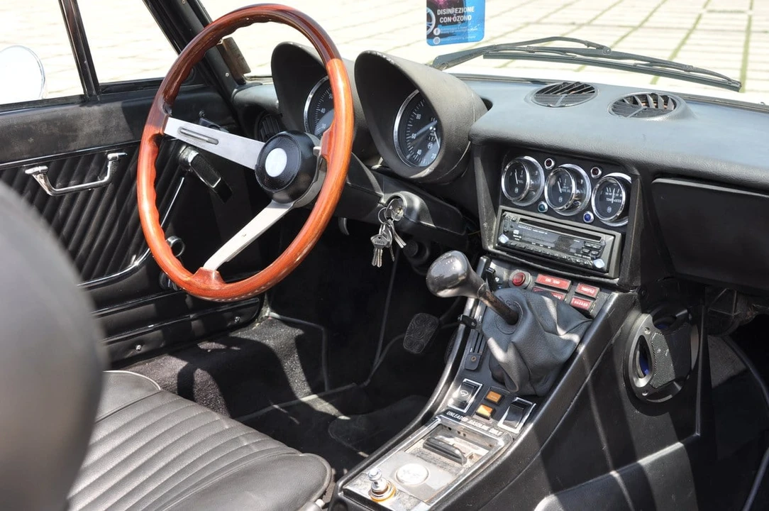 1970 Alfa Romeo Series 2 - Image 28 of 30