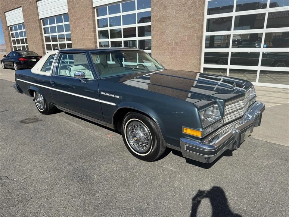 1978 Buick Electra - Image 2 of 24